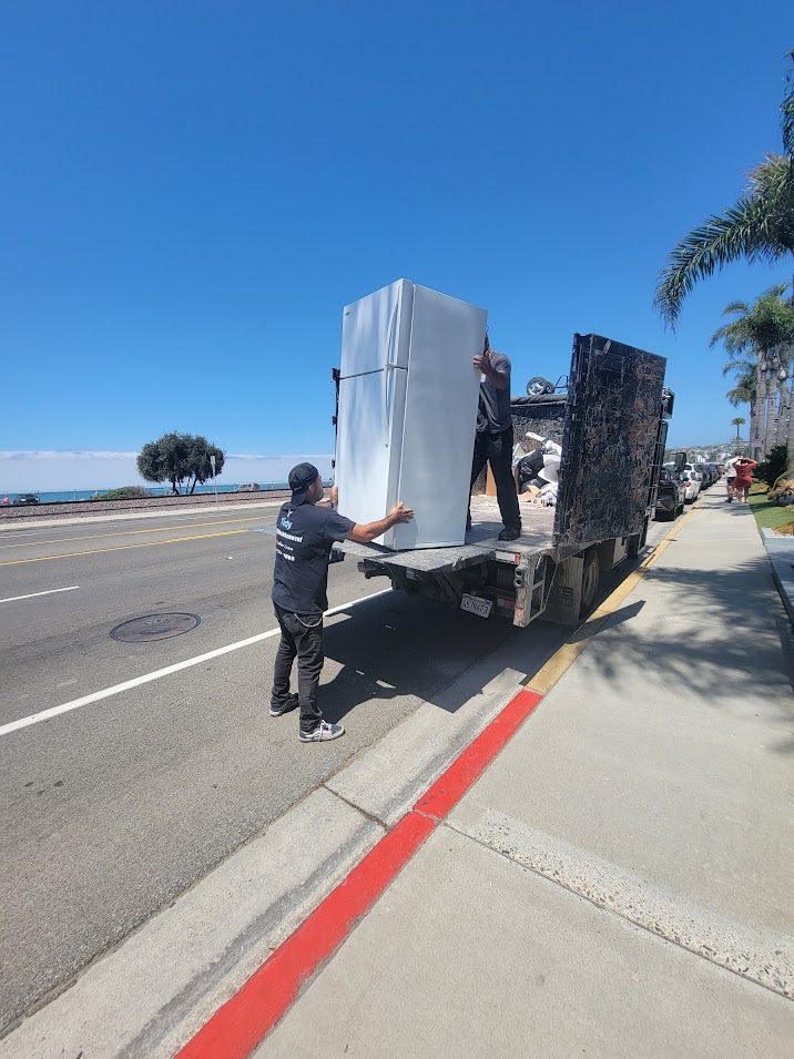 20230707 112627 1 Appliance Removal | Laguna Beach, CA