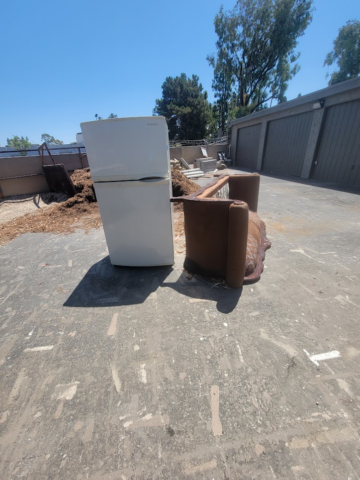 20230727 113450 1 Appliance Removal | Mission Viejo